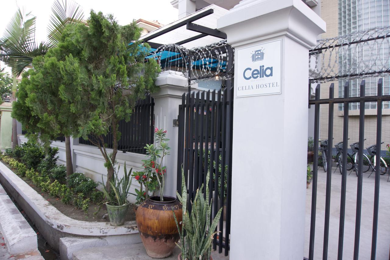 Celia Hostel Mandalay Exteriör bild